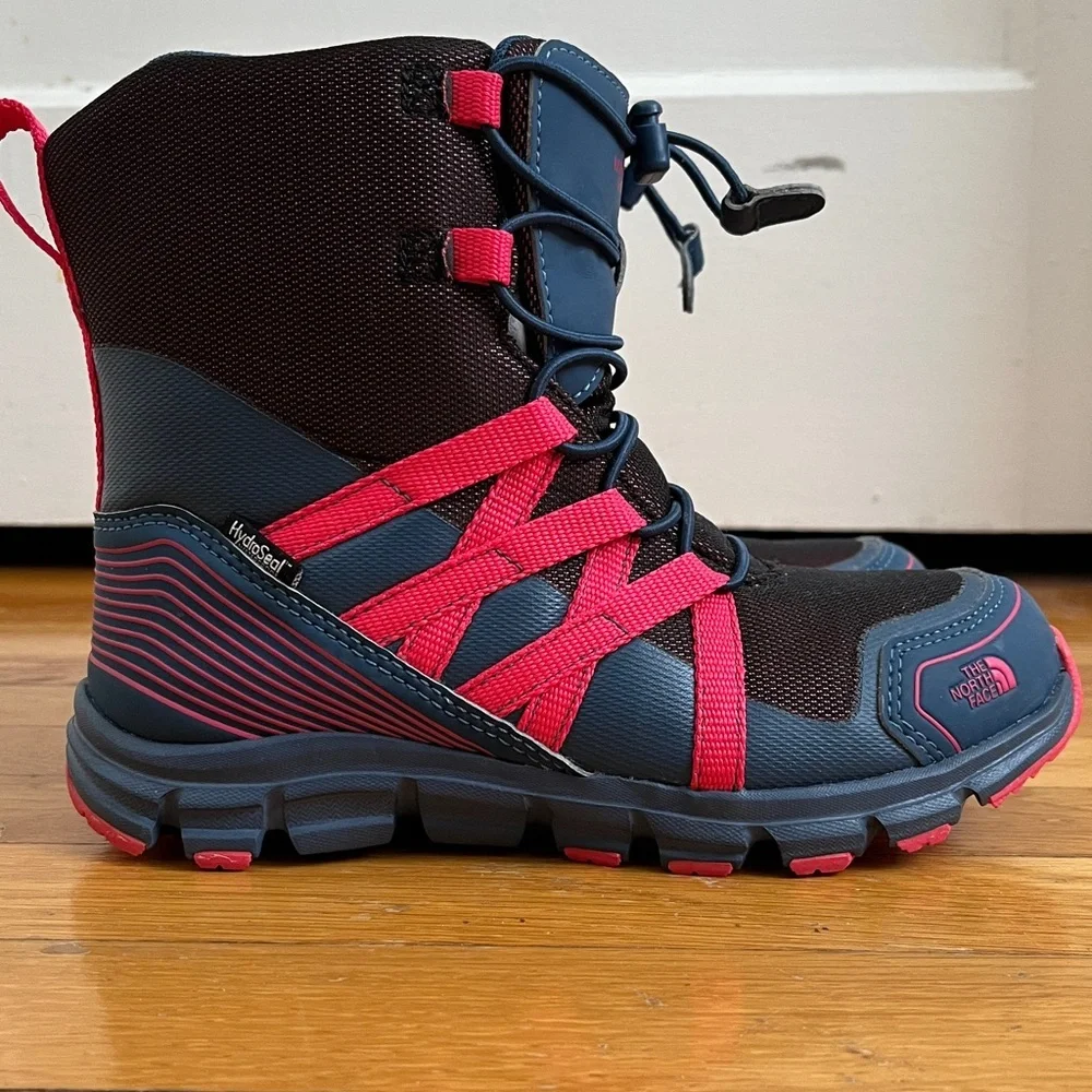 The North Face Girls Size 2 Big Kid HydroSeal Waterproof Winter Boots Blue Pink